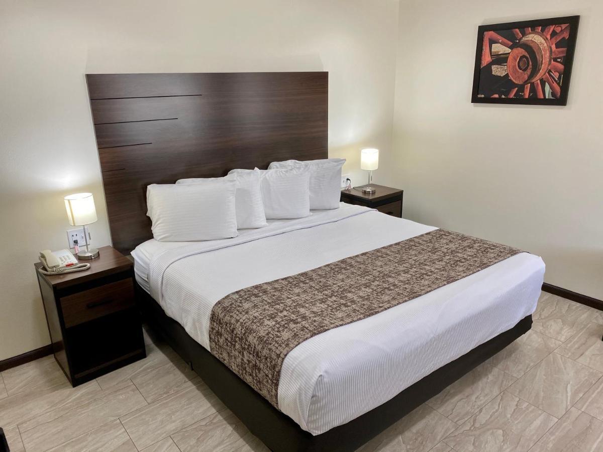 Roswell Inn Zewnętrze zdjęcie