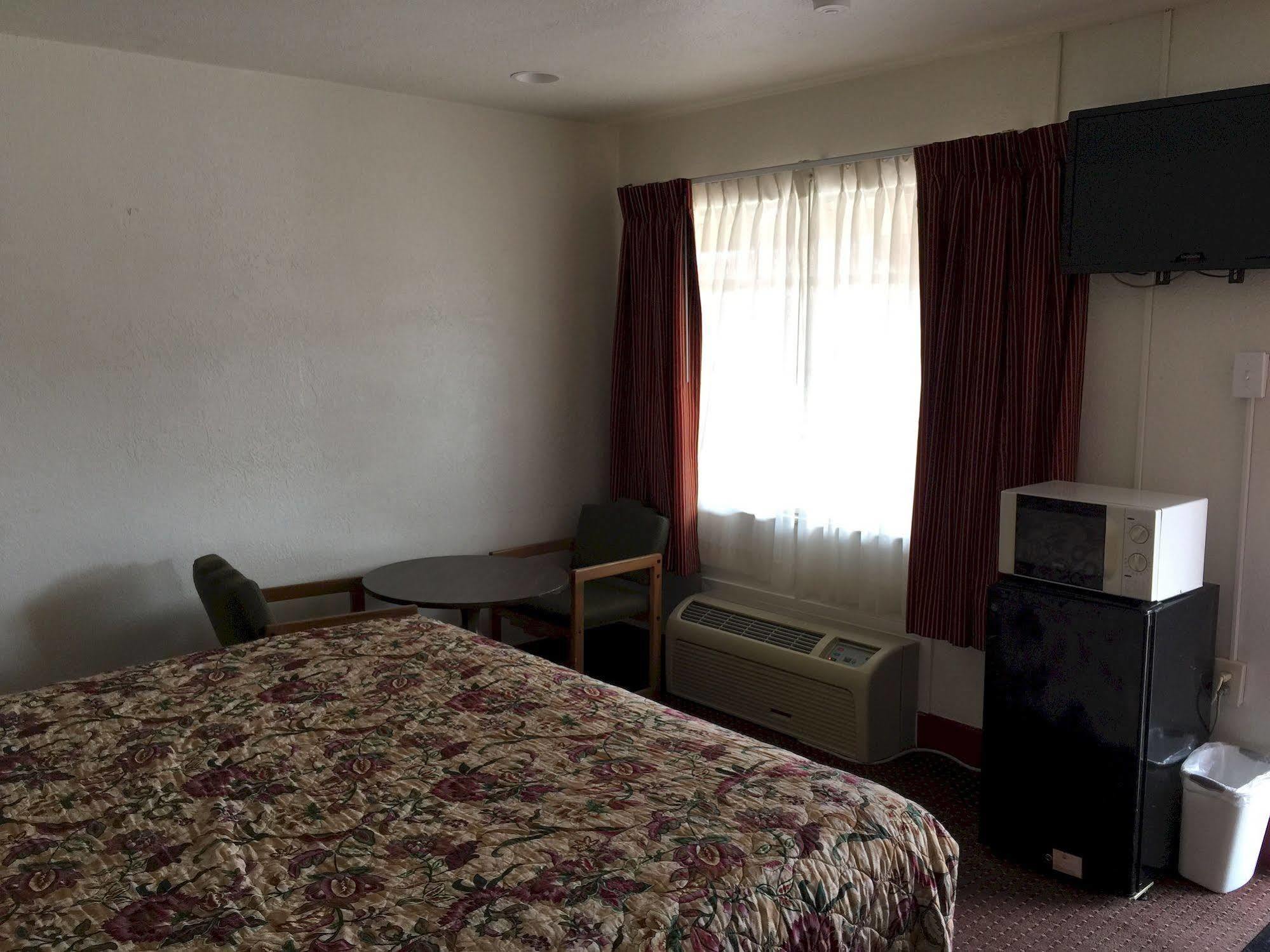 Roswell Inn Zewnętrze zdjęcie
