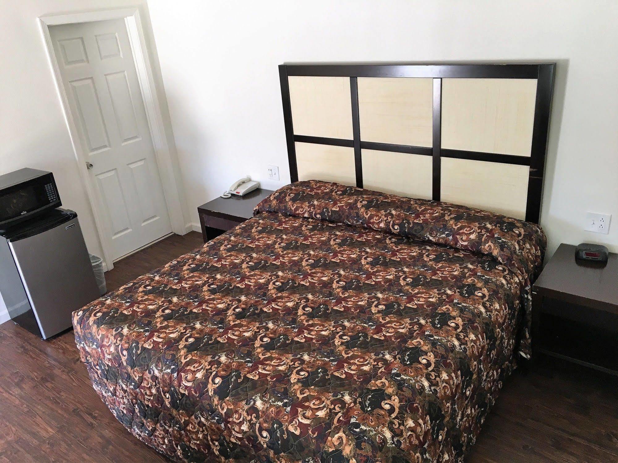 Roswell Inn Zewnętrze zdjęcie